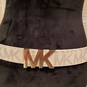 Women’s Michael kors belt